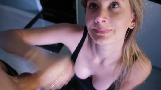 Застряла по приколу, ну а потом они потрахались