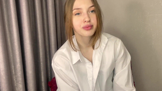 Домашняя мастурбация очень милой девушки