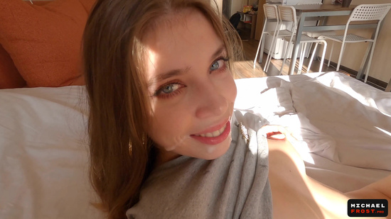 Приятный секс со сводной сестрой в русском порно с разговорами