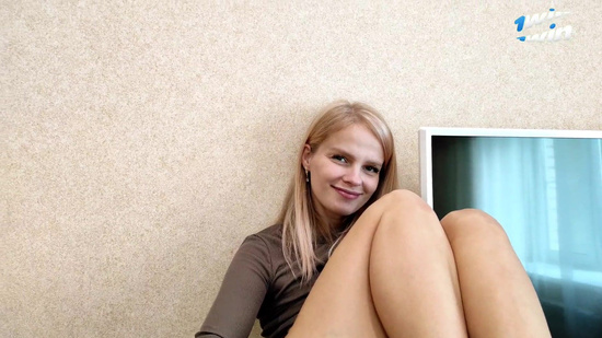 Встретил красивую нимфоманку и трахнул в тот же день